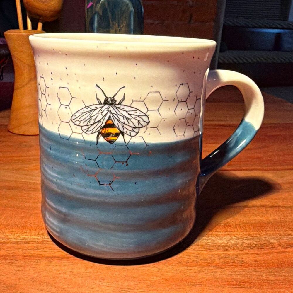 Heartland Bee Hive Honeycomb Ceramic Mug w/ Handle Blue & White Hand Wash